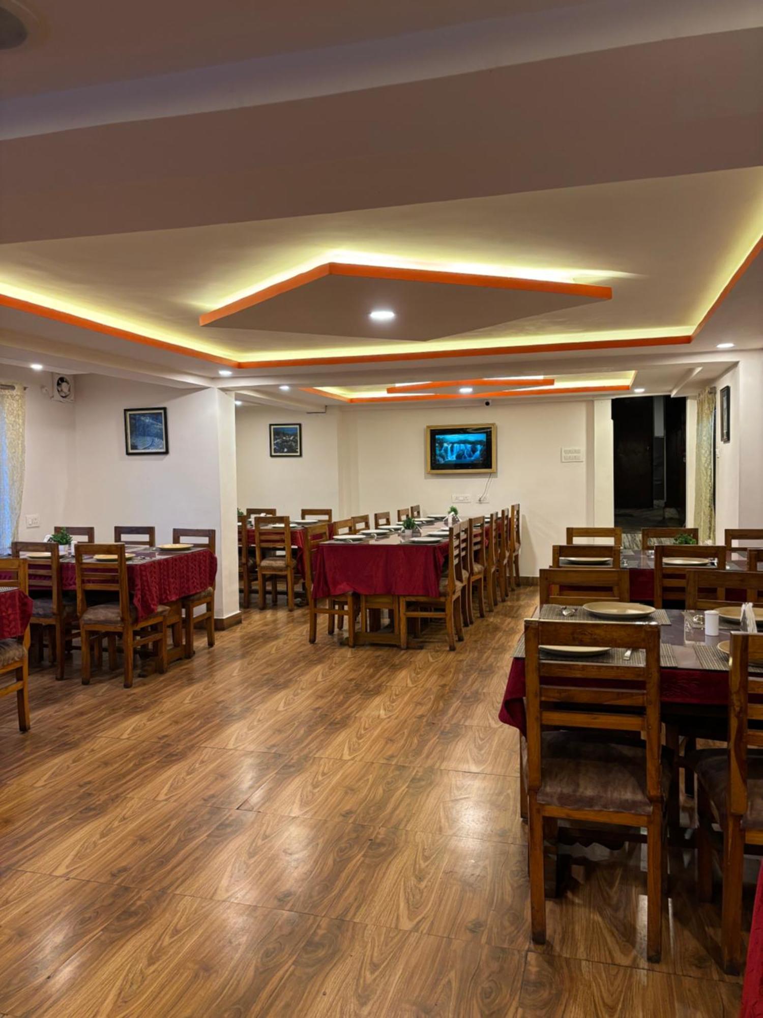 Hotel Kasturi Palace & Restaurant Darjeeling Darjeeling  Luaran gambar
